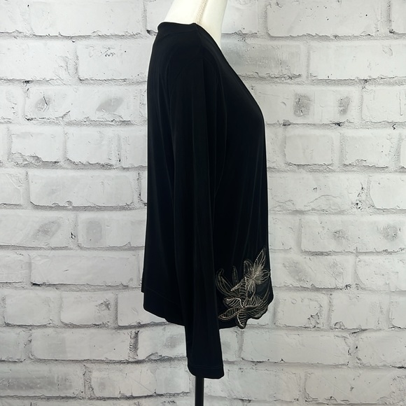 Chico’s Travelers Floral Embroidered Black Blazer - Picture 5 of 10